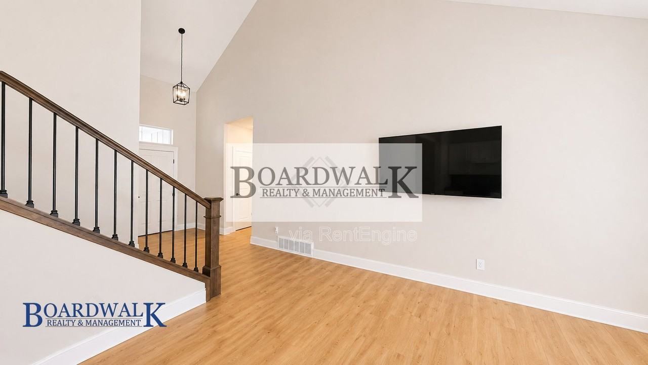 7778 N Center St #1 - Photo 6 of 24