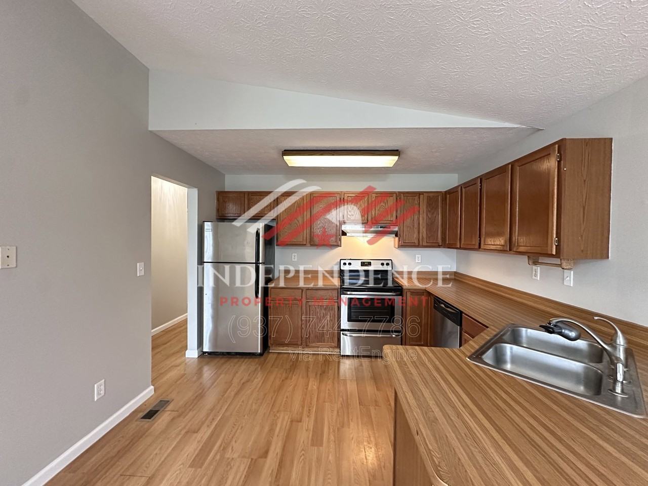 2385 Fieldstone Cir - Photo 7 of 18