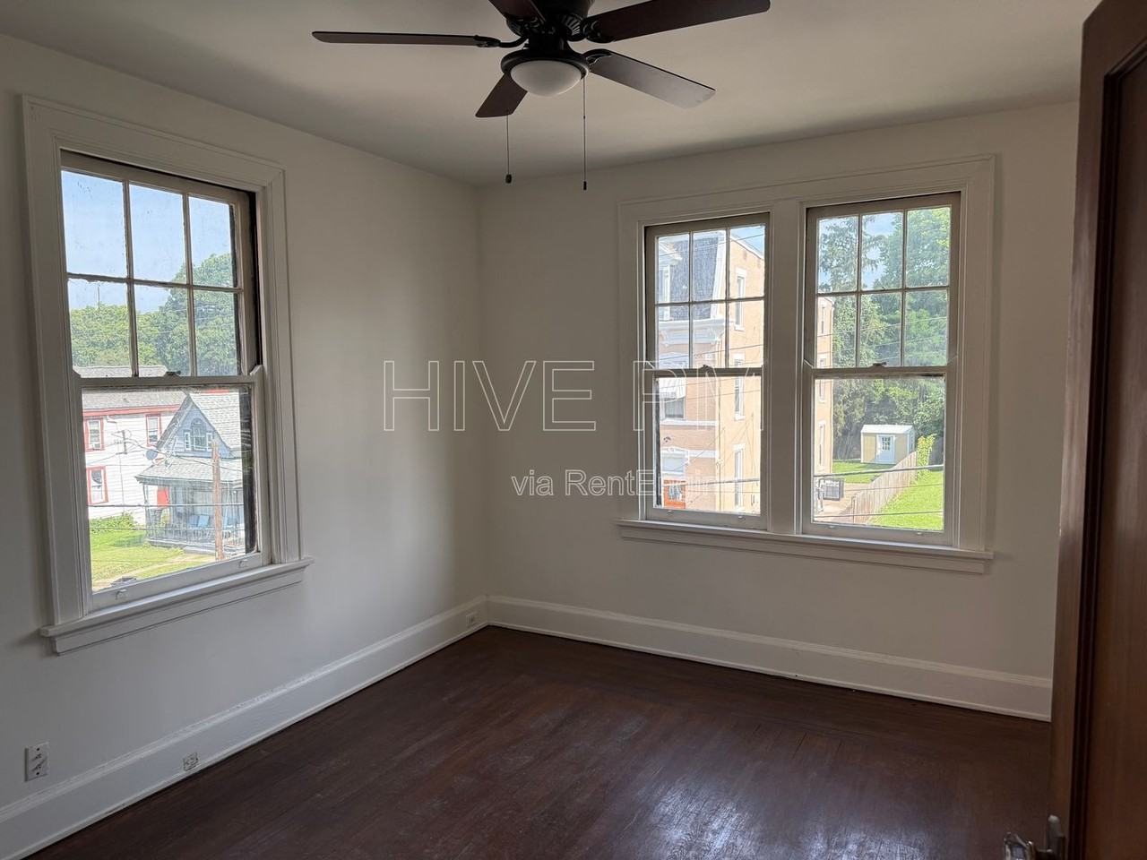 3745 Saint Lawrence Ave #1 - Photo 5 of 22