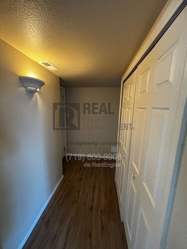 813 Ardath Ln - Photo 6 of 22