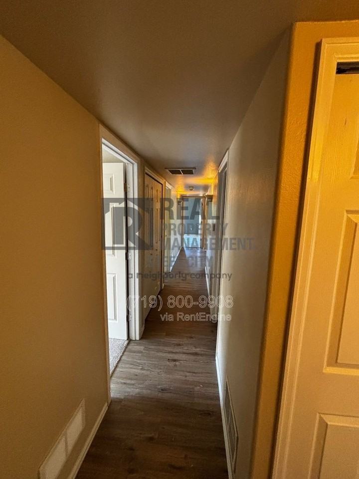 813 Ardath Ln - Photo 7 of 22