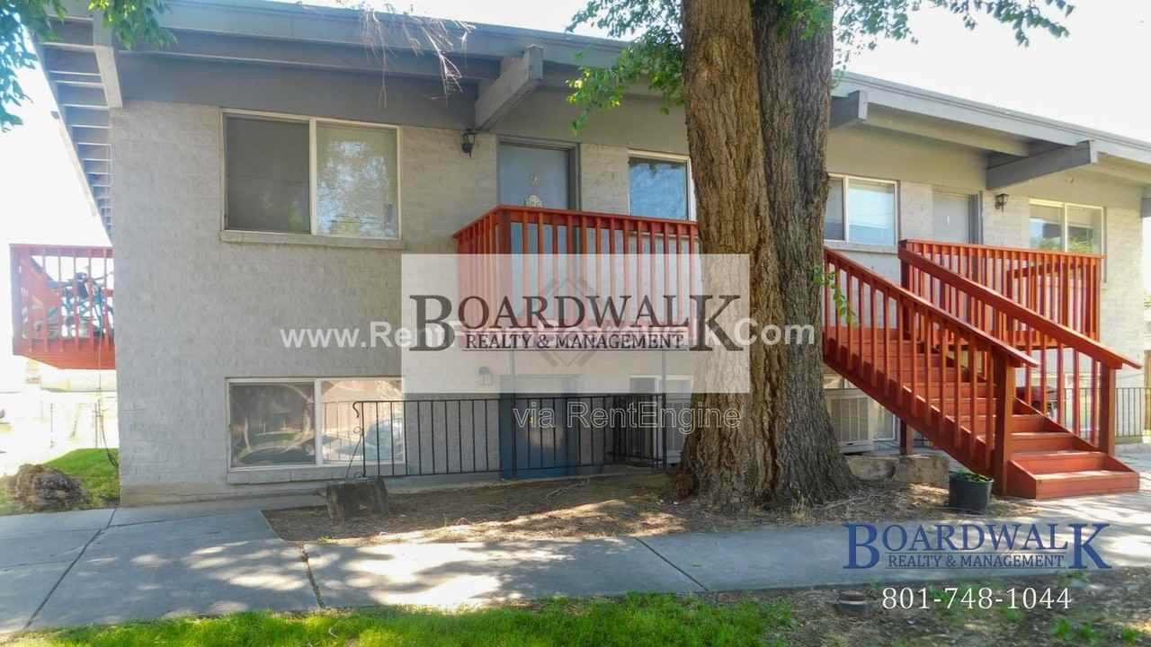 4653 W Harman Dr #3 - Photo 2 of 12