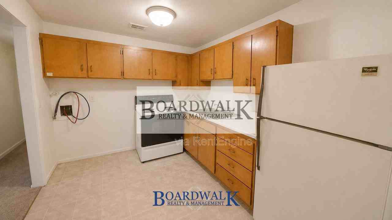 4653 W Harman Dr #3 - Photo 3 of 12