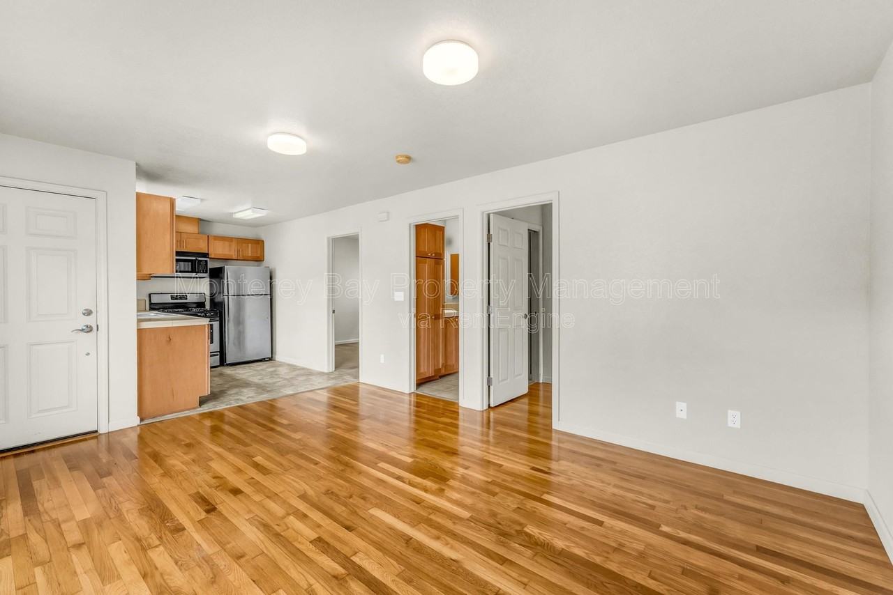 1178 8th St #5 - Photo 4 of 23