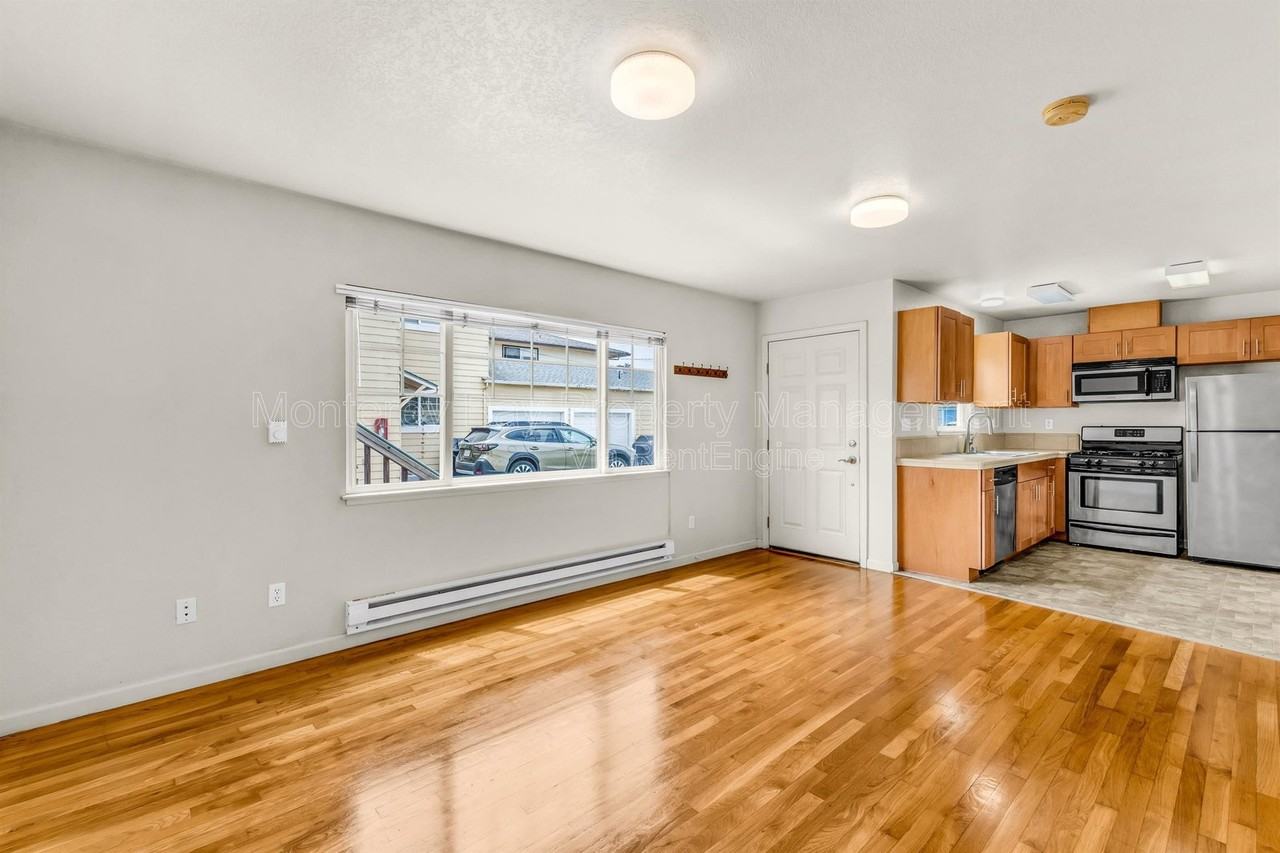 1178 8th St #5 - Photo 5 of 23