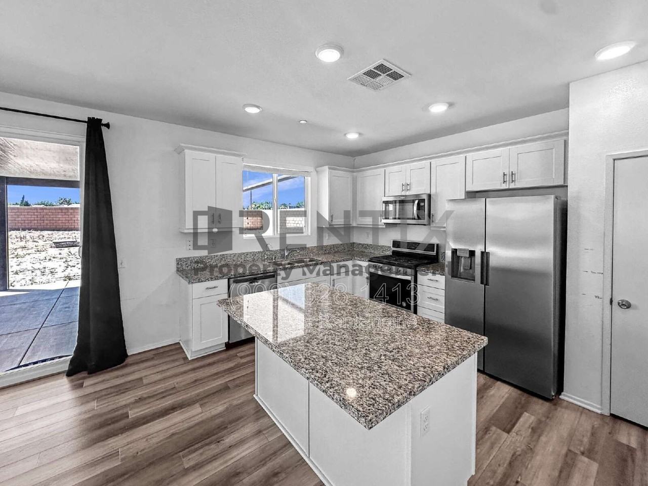 15739 Yosemite St - Photo 5 of 42
