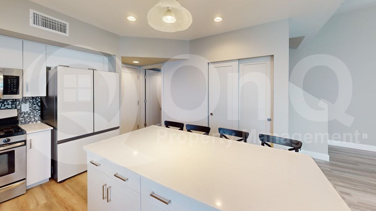 865 E Park Modern Dr - Photo 6 of 18