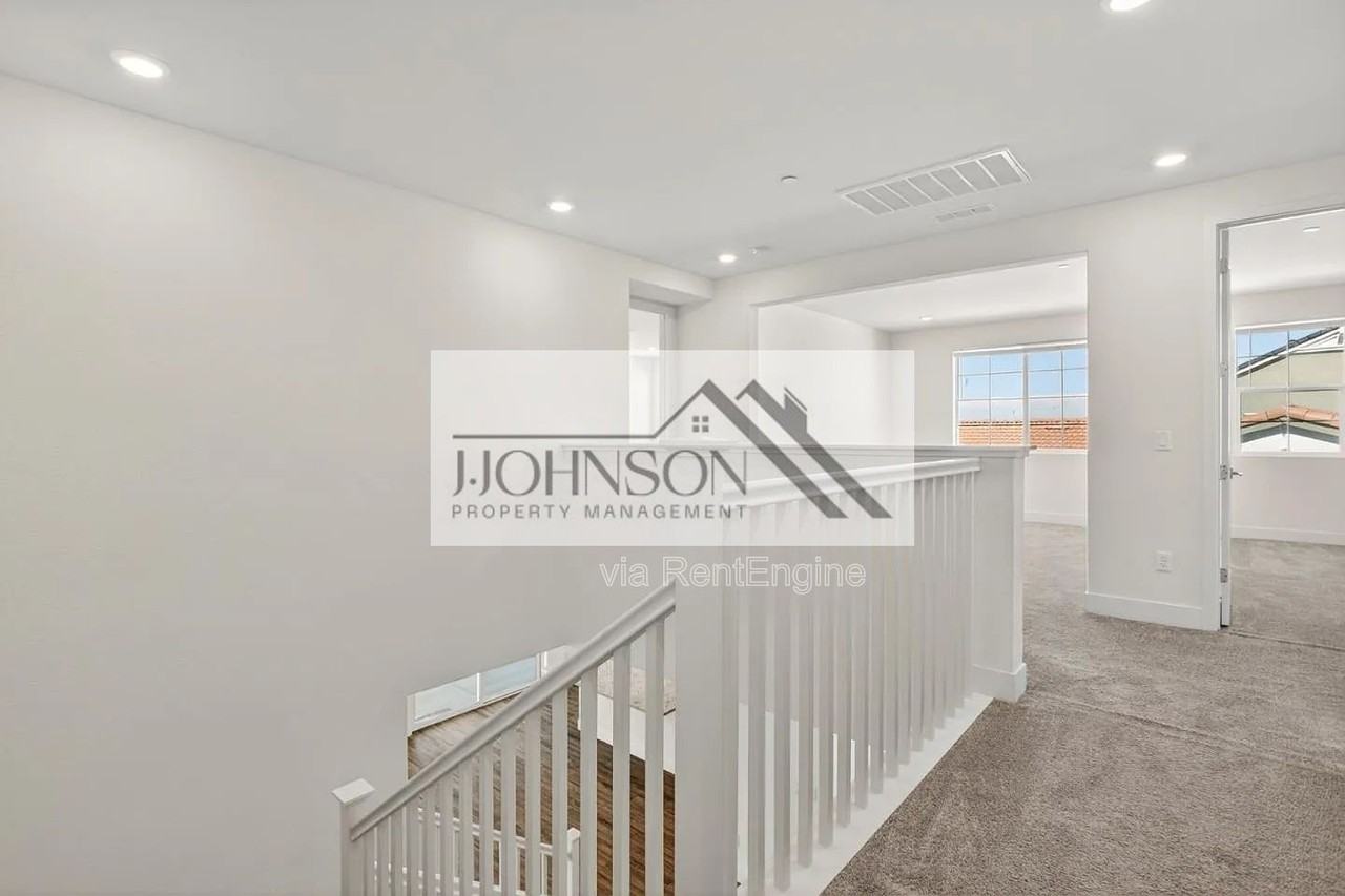 6640 Silverleaf Ct - Photo 4 of 13