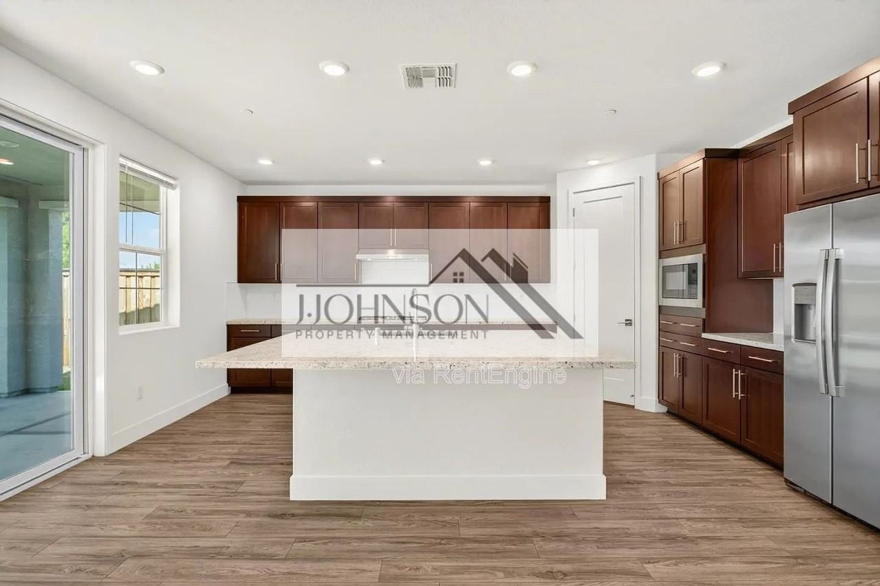 6640 Silverleaf Ct - Photo 5 of 13