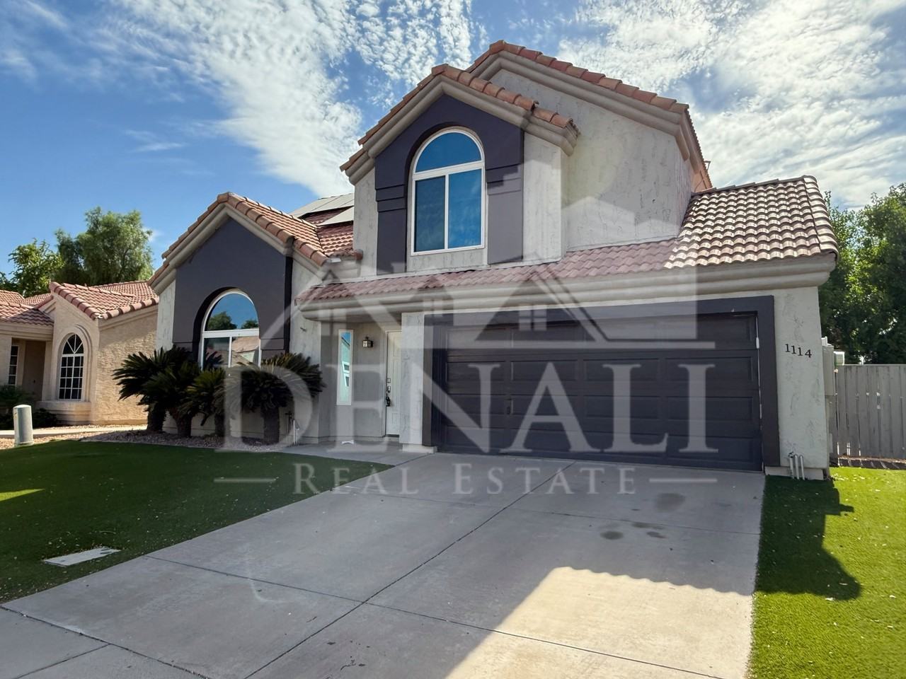 1114 S Surfside Dr - Photo 2 of 26