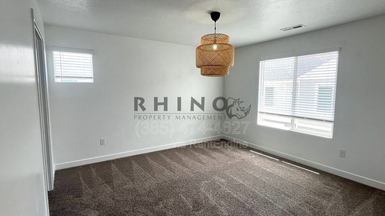 3579 W Cornfield Dr - Photo 3 of 15