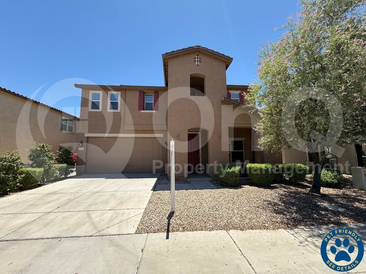 10821 W Elm St