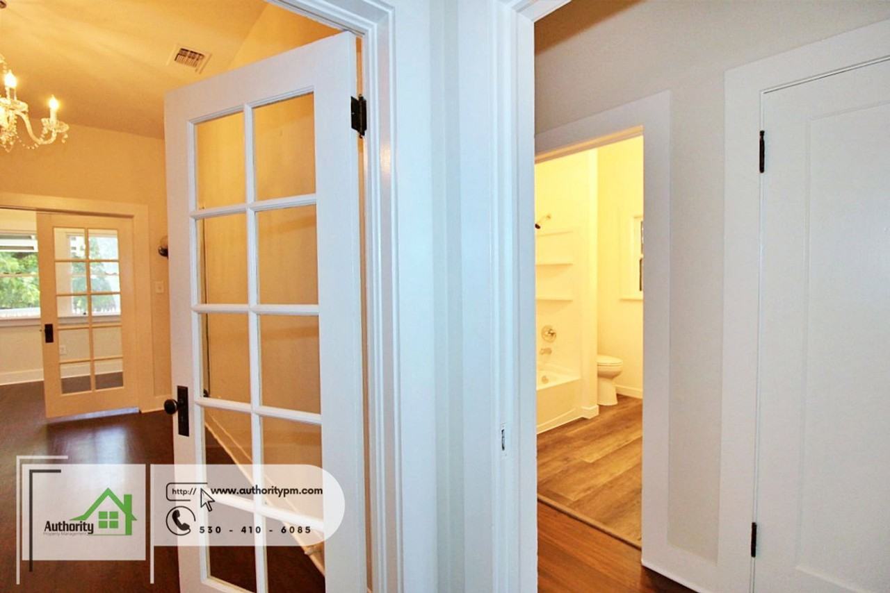 1428 Chestnut St - Photo 6 of 26