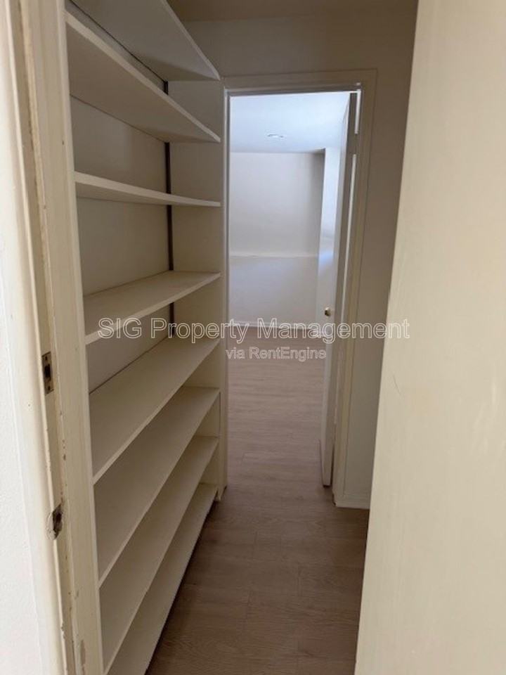 2951 Honolulu Ave #A - Photo 4 of 12