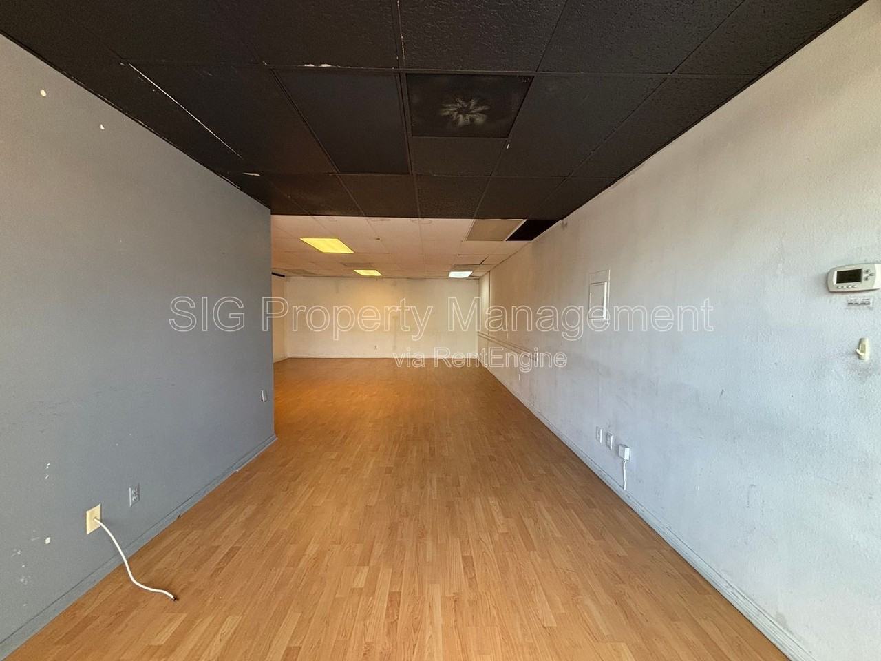 1727 N Vermont Ave #211 - Photo 2 of 7
