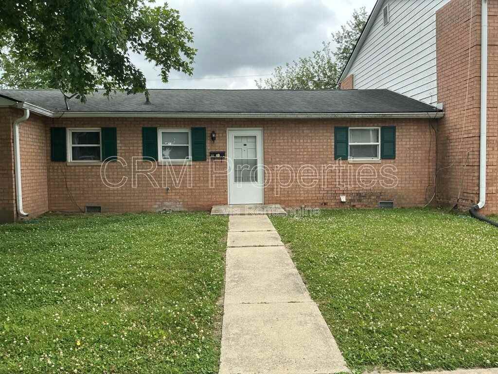 1420 E Jefferson St #02 - Photo 2 of 5