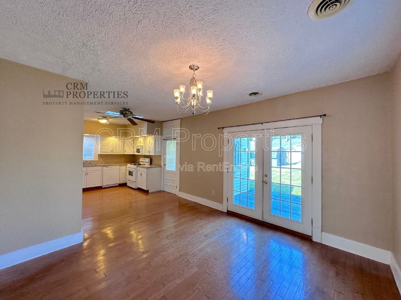 1021 S Purdum St - Photo 6 of 22