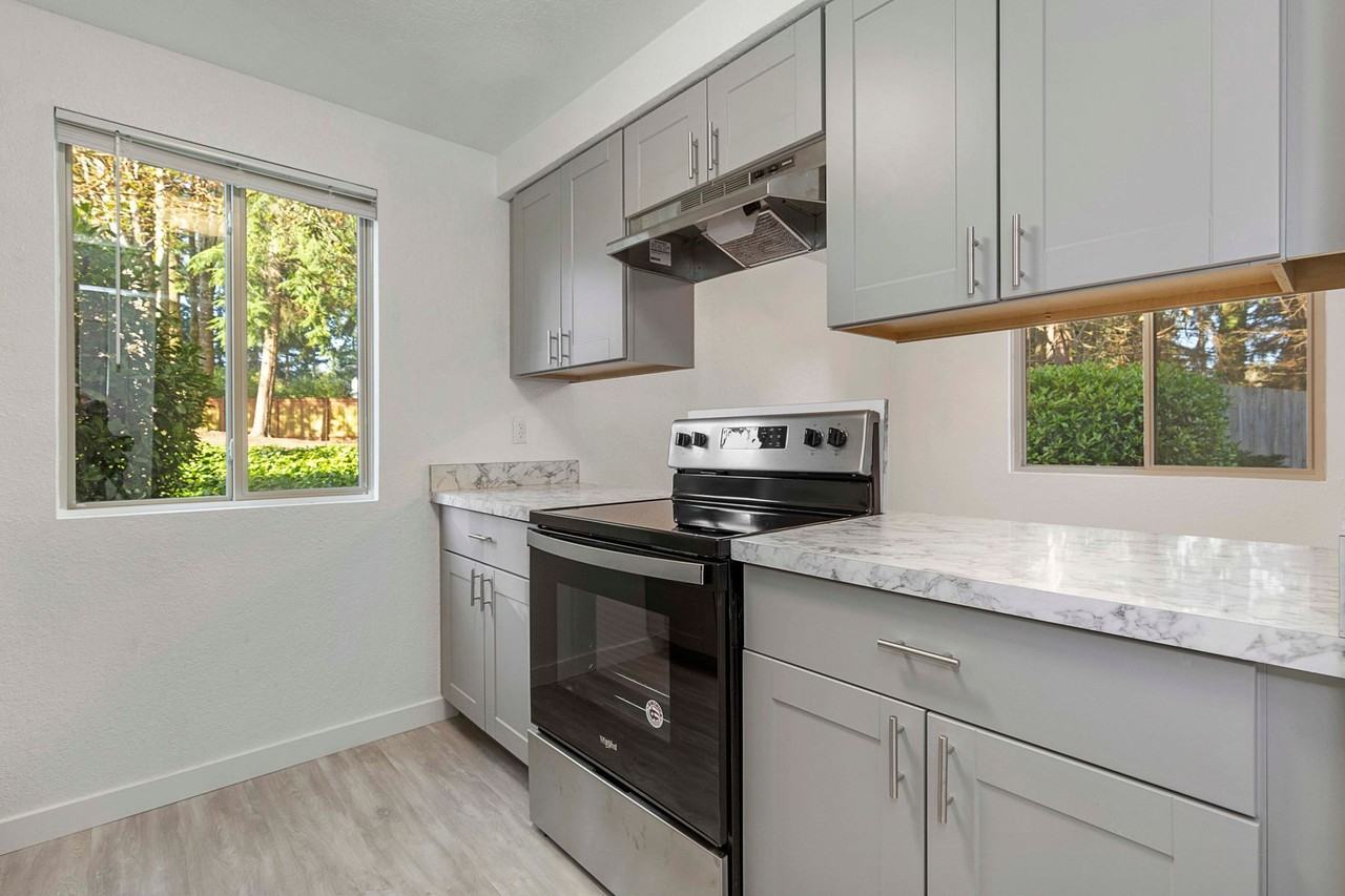 Woodridge Apartments - Photo 3 of 6
