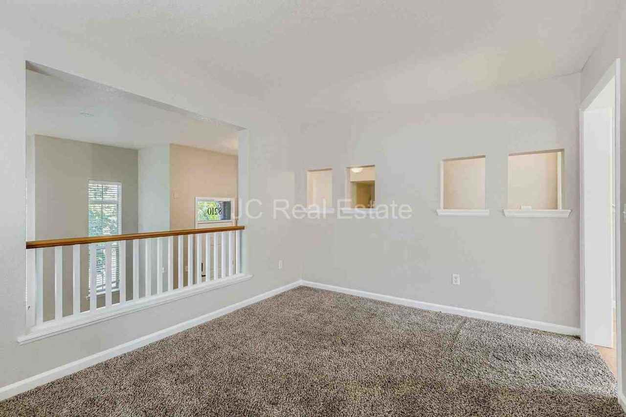 8210 E 29th Ave - Photo 6 of 11