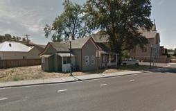 906 SE Court Ave - Photo 1 of 1