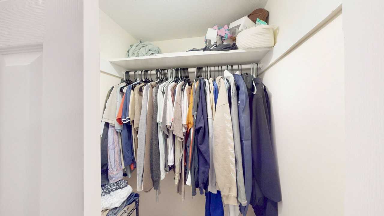 277 Marlborough St - Photo 3 of 18