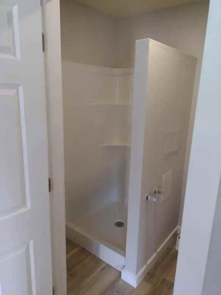 1507 7th St #F - Photo 5 of 7