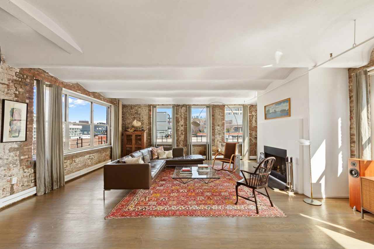 429 Greenwich St #8A - Photo 2 of 10