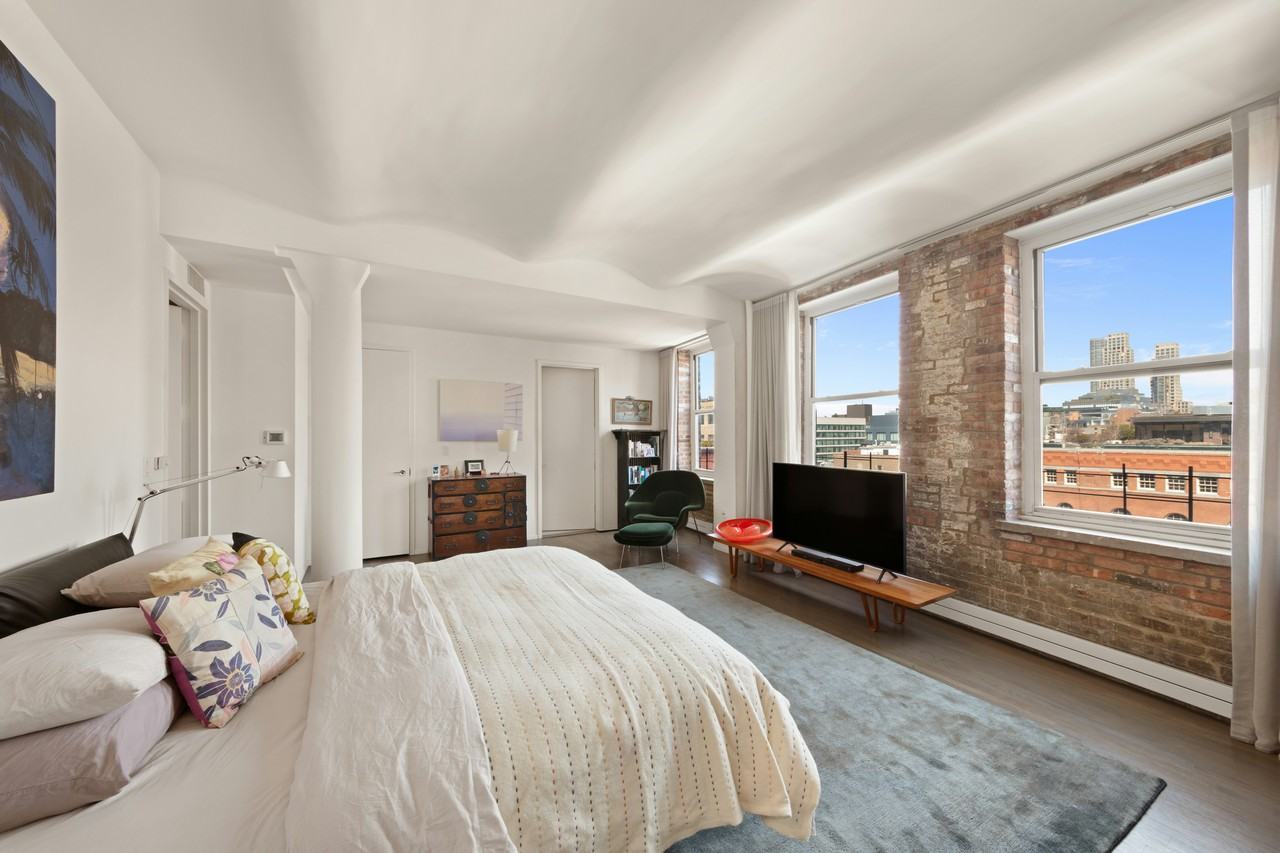 429 Greenwich St #8A - Photo 5 of 10