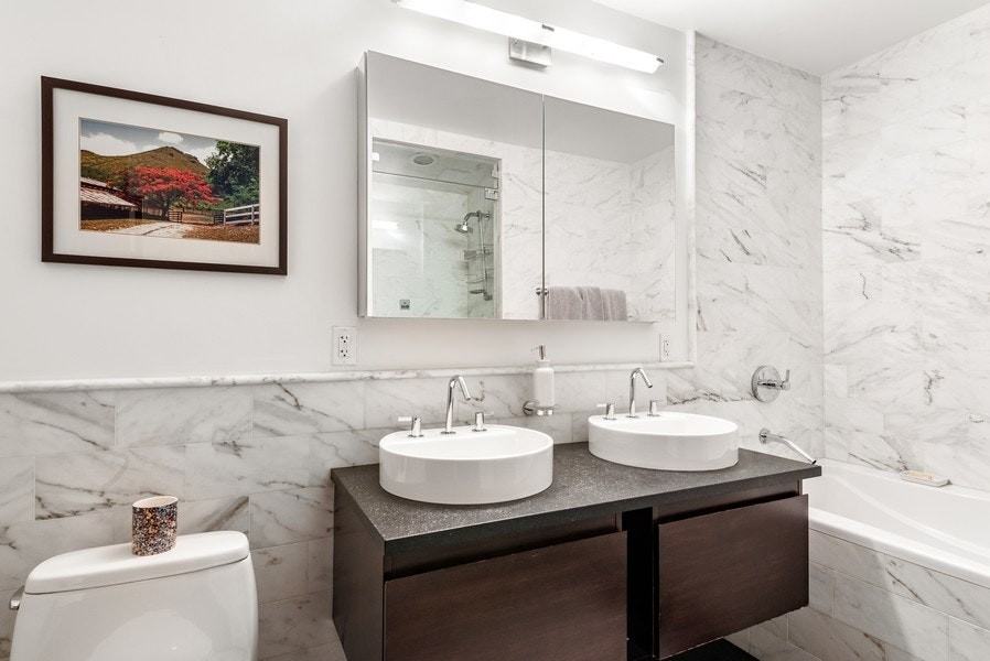 462 W 58th St #1A - Photo 7 of 9