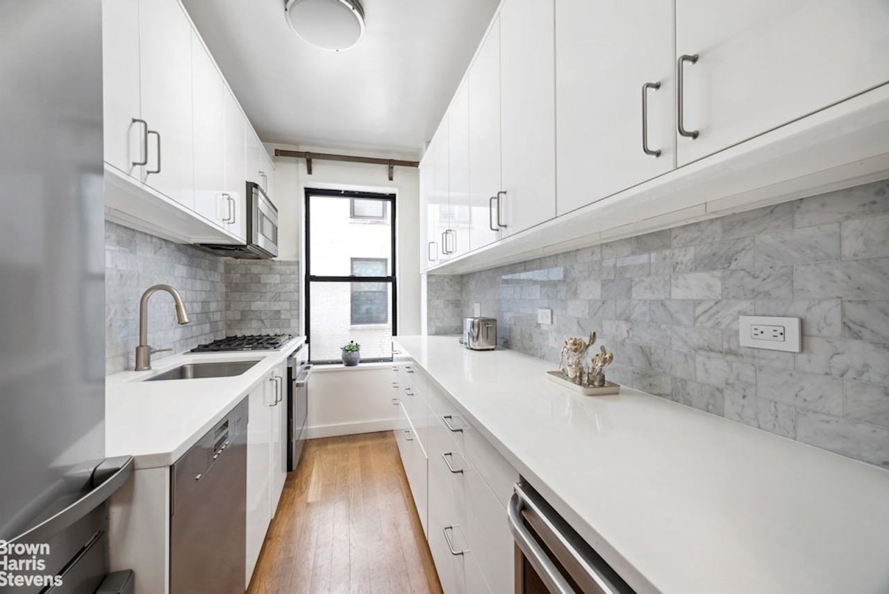415 Central Park W #2C - Photo 4 of 9
