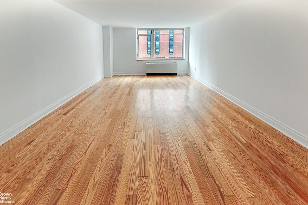 1760 2nd Ave #4C - Photo 5 of 10