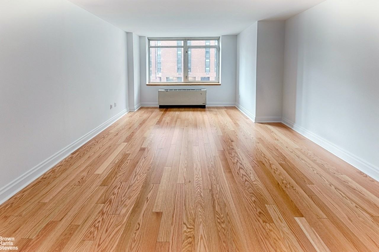 1760 2nd Ave #4C - Photo 6 of 10