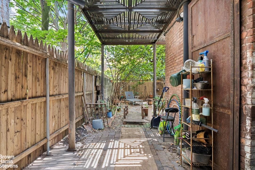206 W 137th St - Photo 7 of 10