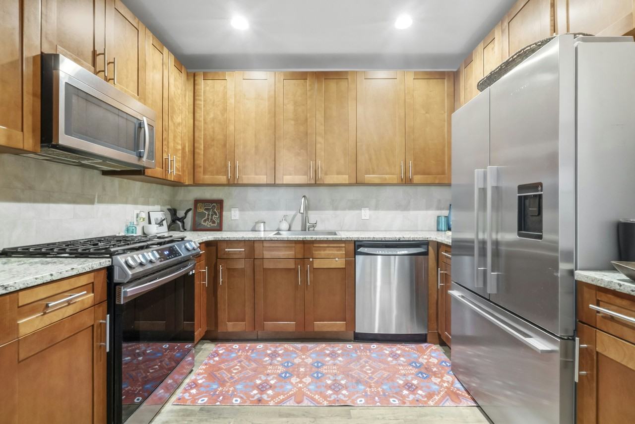 108 Odell Clark Pl #1B - Photo 3 of 5
