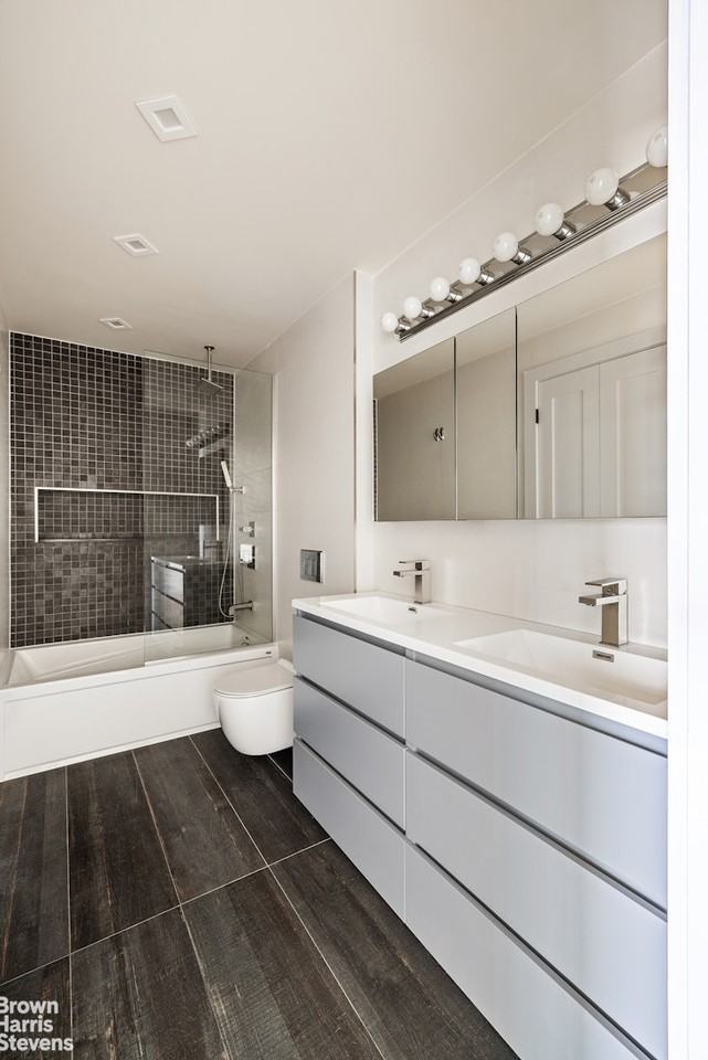 77 Kingsland Ave #4F - Photo 7 of 10