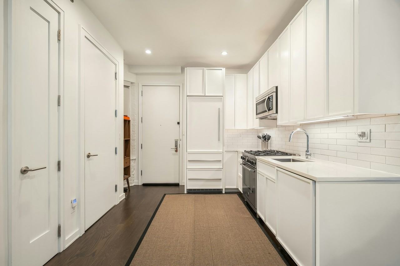 558 W 150th St #201 - Photo 4 of 8