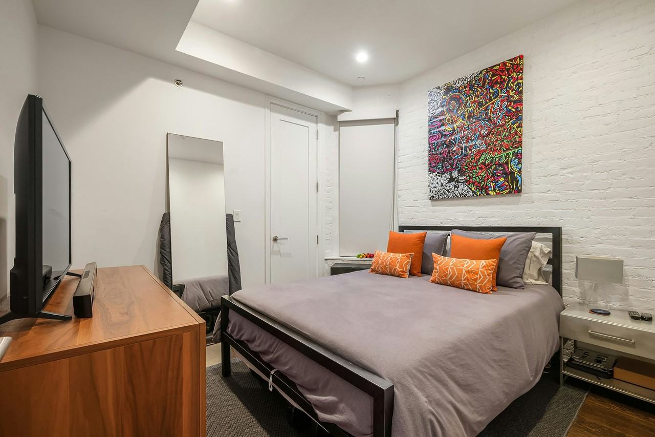558 W 150th St #201 - Photo 7 of 8