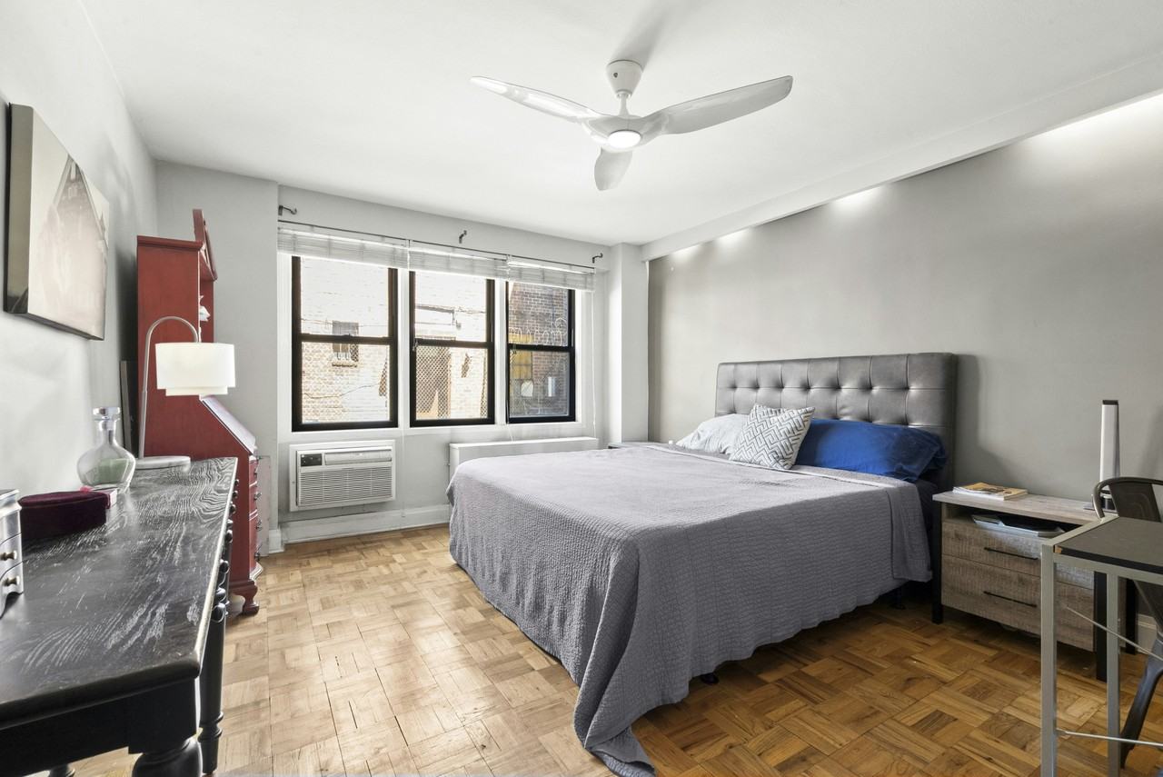37TH AVENUE/37TH ROAD #1D - Photo 4 of 14