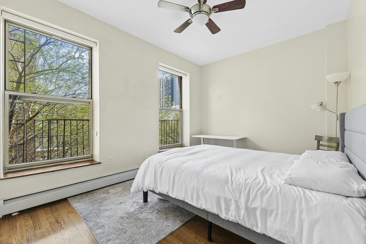 305 W 123rd St #3 - Photo 5 of 7