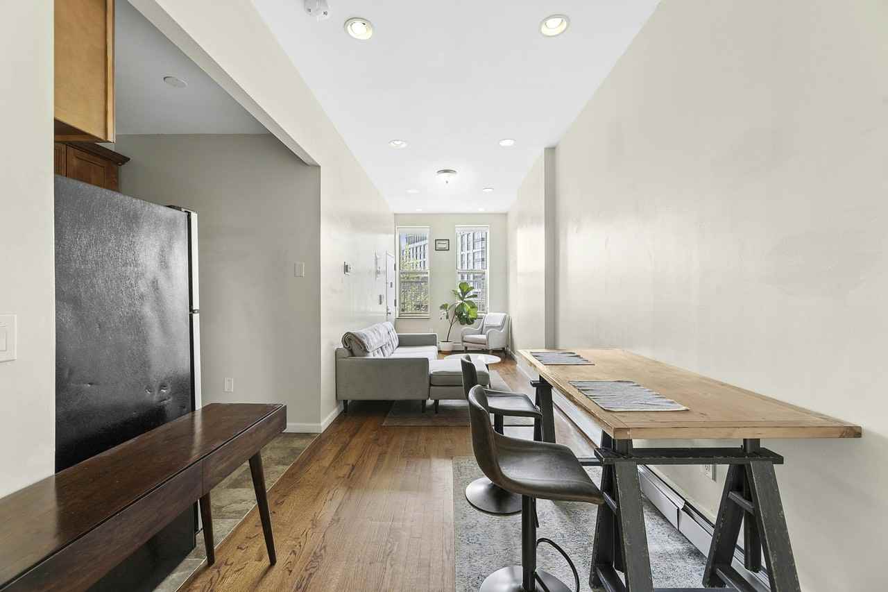 305 W 123rd St #3 - Photo 6 of 7