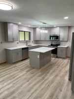 featured image of 2302 Lakeview Dr