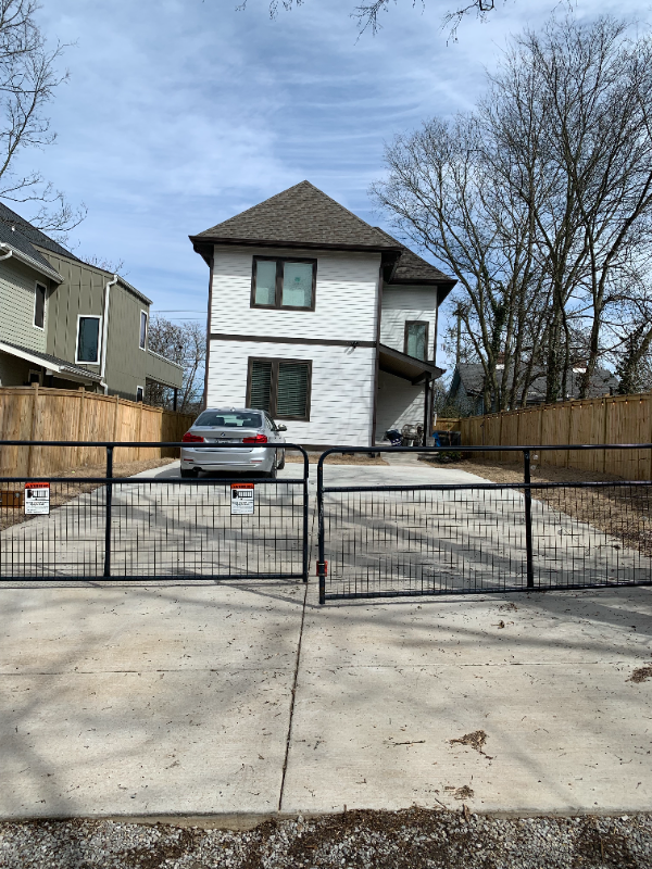 729 28th Ave N - Photo 4 of 20
