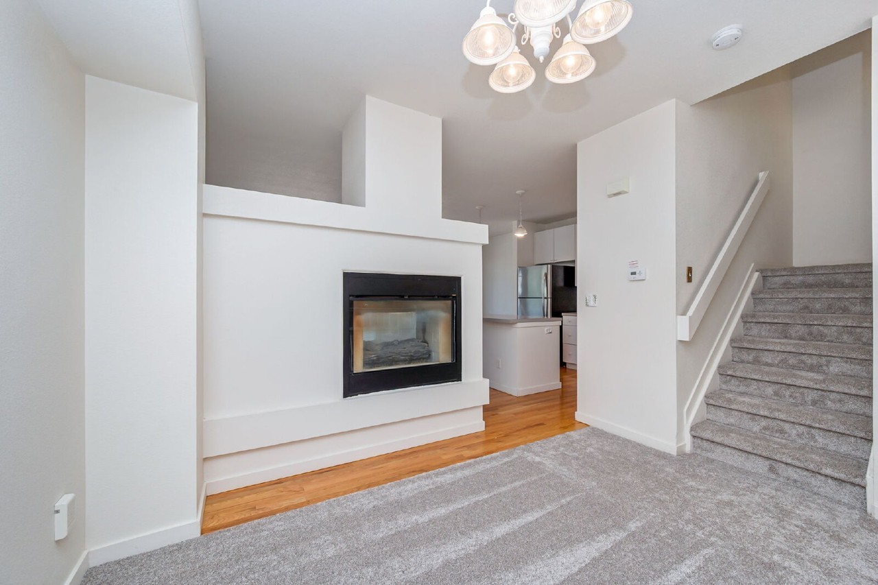 3676 Oakwood Dr - Photo 5 of 19