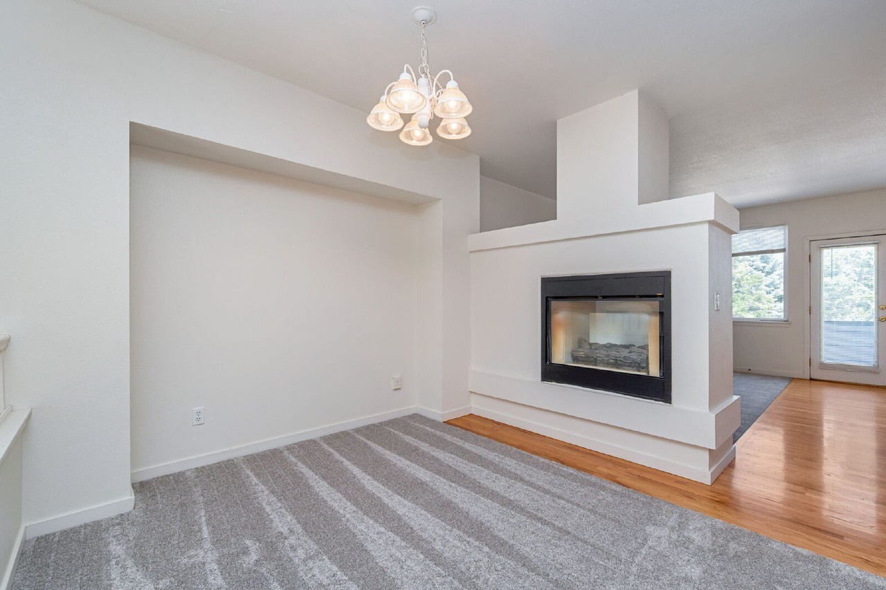 3676 Oakwood Dr - Photo 6 of 19