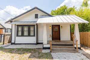 featured image of 1010 Burnet St