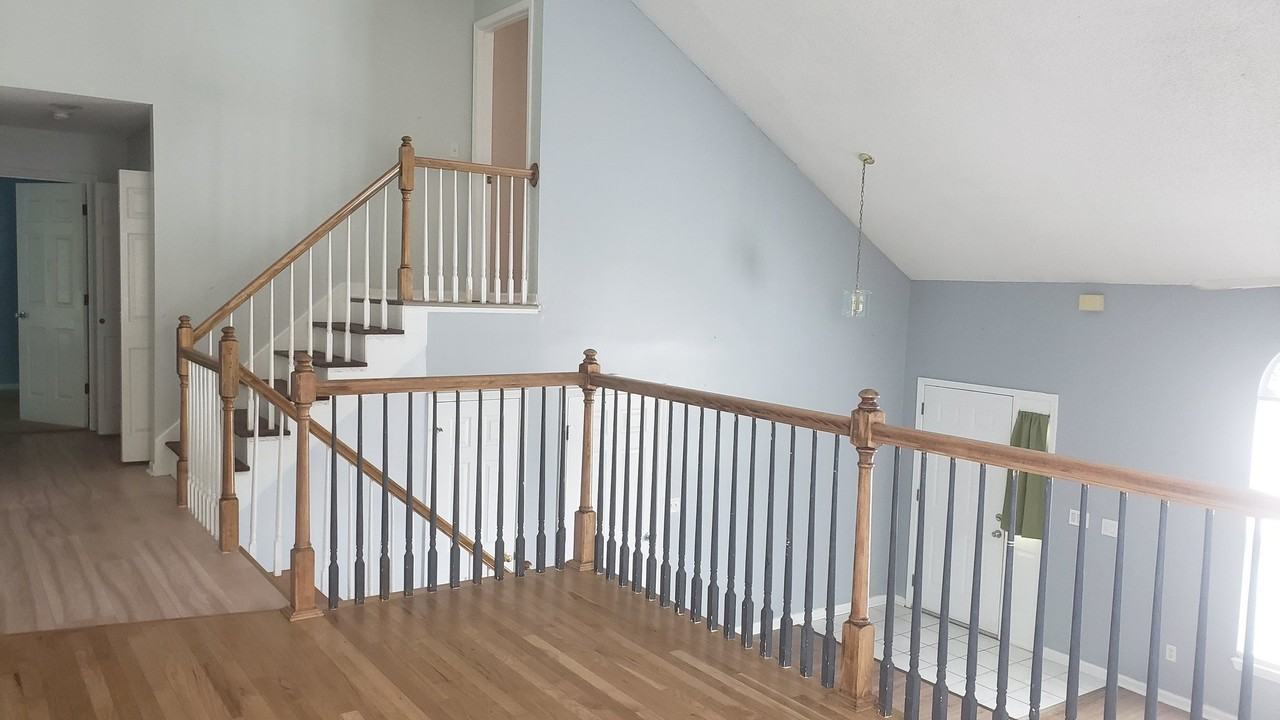 13642 W 129th St - Photo 3 of 33