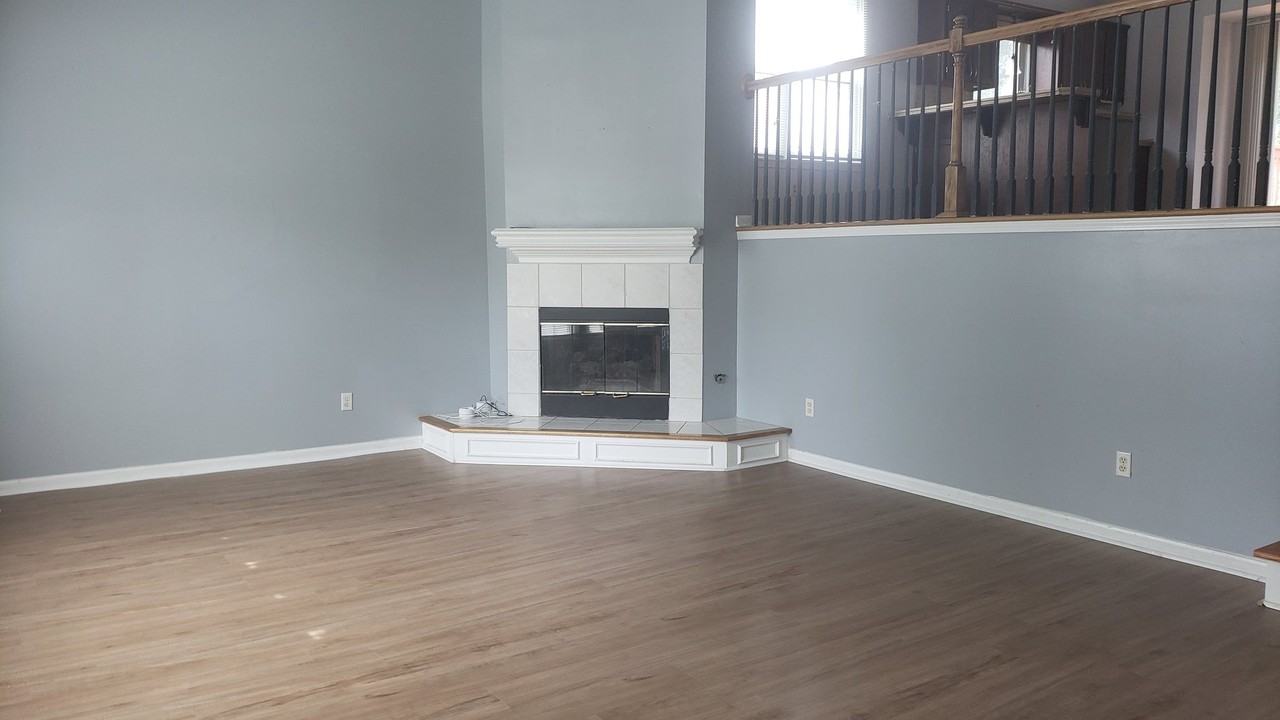13642 W 129th St - Photo 4 of 33