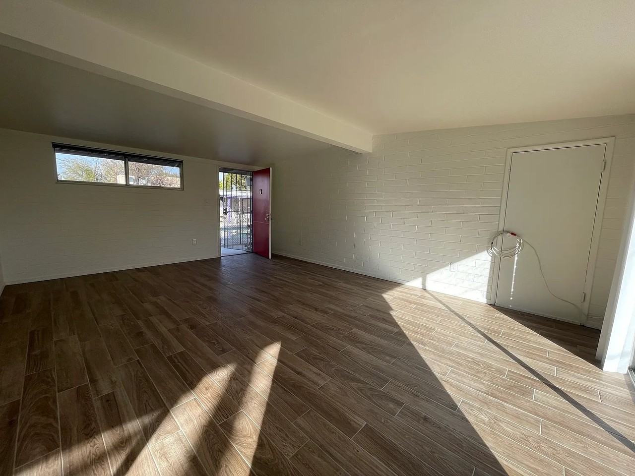 1508 E Adelaide Dr #11 - Photo 3 of 17