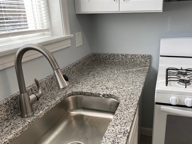 40 Blackhawk Rd #2 - Photo 2 of 21