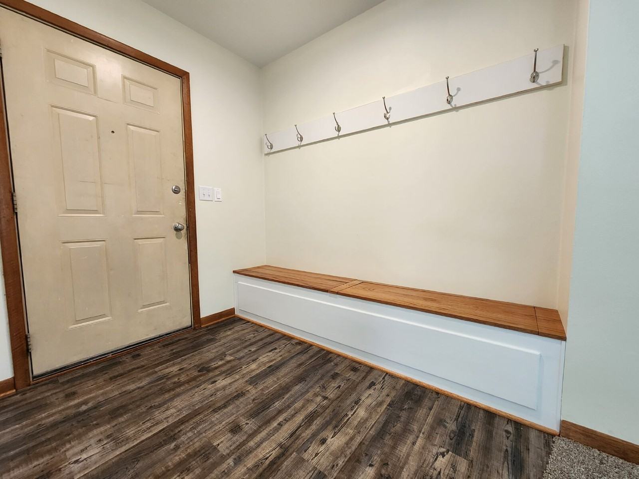 1206 S Herbert St - Photo 4 of 14